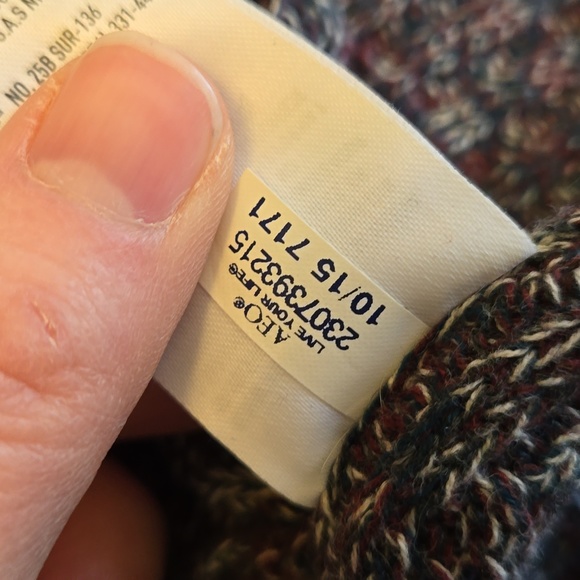 American Eagle Multicolor Cardigan Sweater, Women's Large, Great Condition - Picture 7 of 9